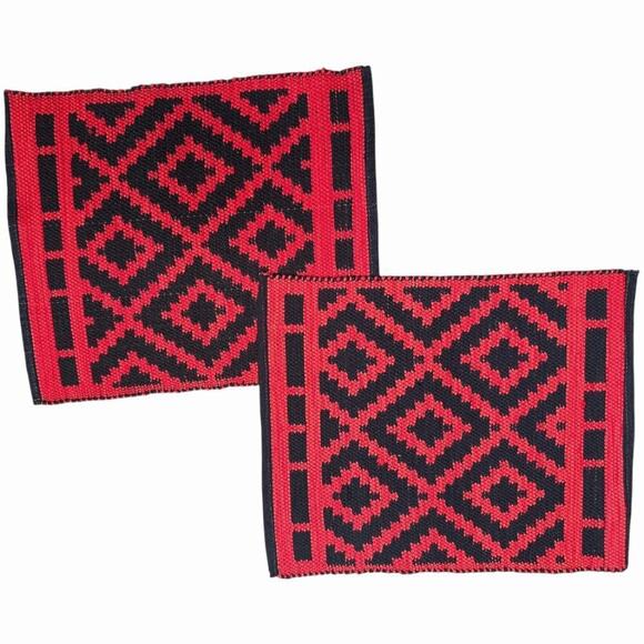 Red Black Woven Geo Diamond Pattern Placemats Set of 2 17" X 13.5" - Picture 1 of 2